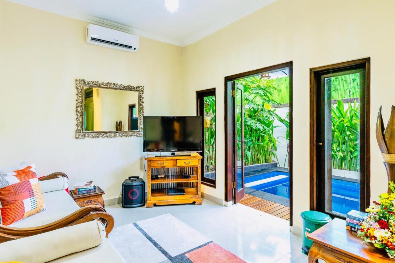 Villa Retro 88 Seminyak Esterno foto